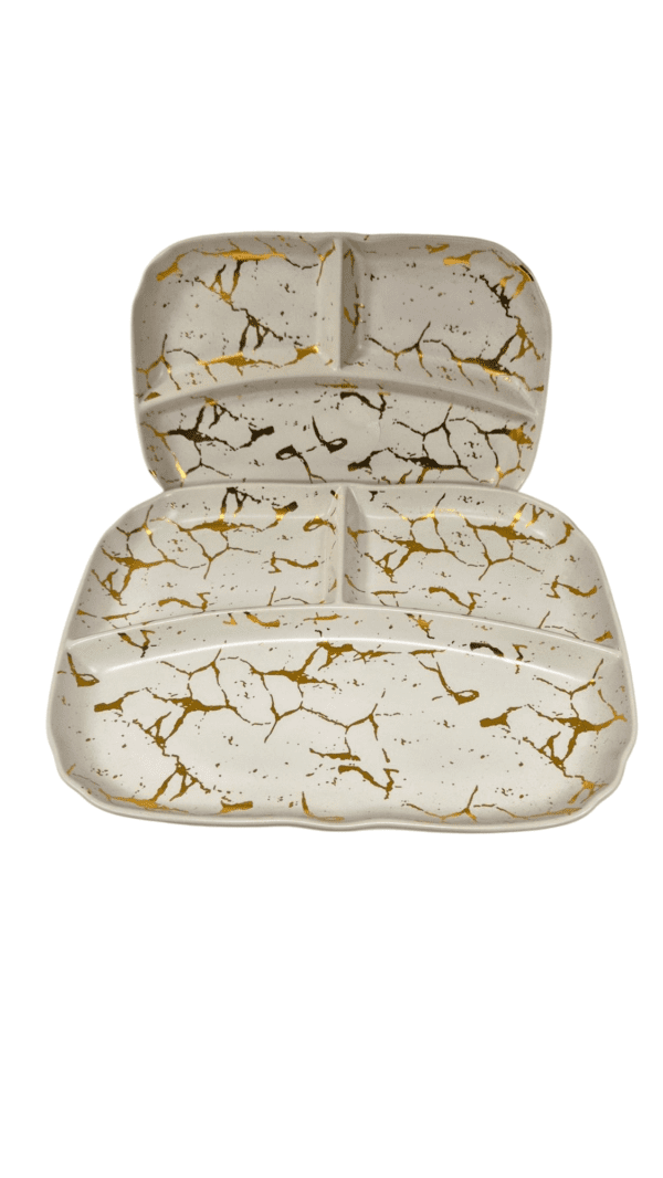 "Set di Piatti in Ceramica Eleganti con Dettagli Dorati – 2 Pezzi"