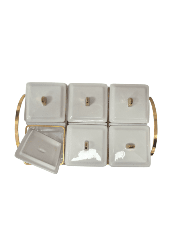 "Porta Frutta Secca e Dolci – Design Elegante in Bianco e Oro" - immagine 2