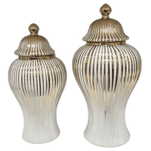 Vasi Decorativi di Lusso – Bianco con Dettagli Dorati