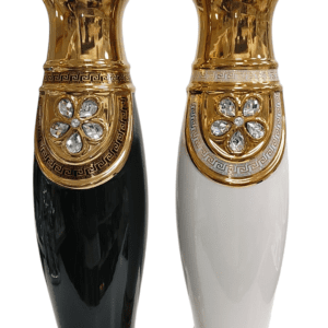 Vaso dal design elegante disponibile in diversi colori