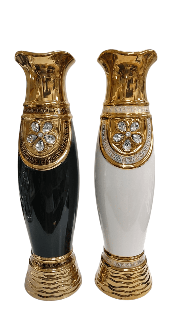 Vaso dal design elegante disponibile in diversi colori