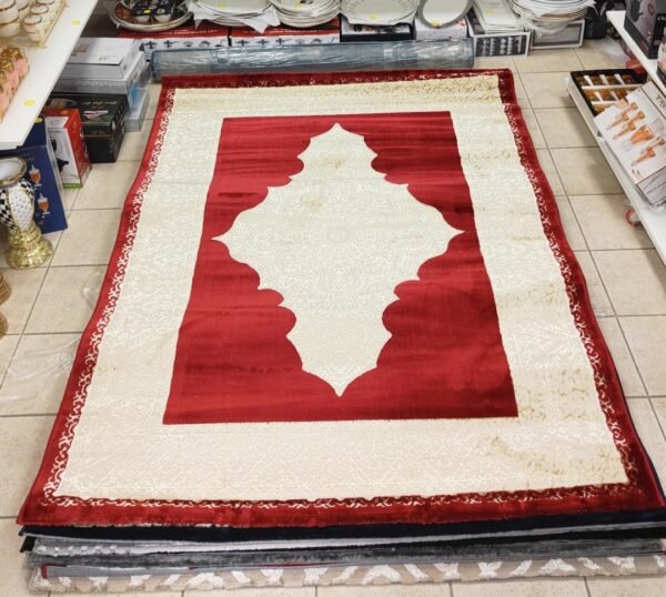 Tappeto Classico Rosso Intenso con Ricami Dorati 160×220cm