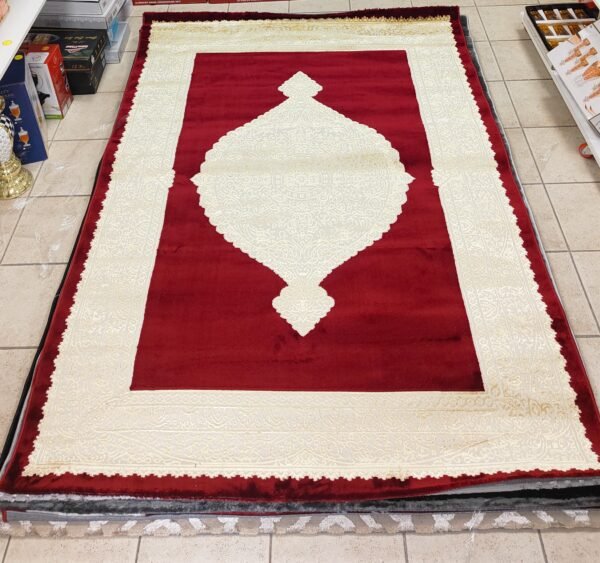 Tappeto Classico Rosso Intenso con Ricami Dorati 160×220cm
